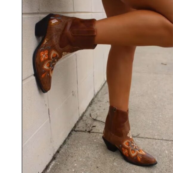 NEW DIBA TRUE Leather Cains Ville Western Booties IN brown for women 825 4m2 - Picture 1 of 15